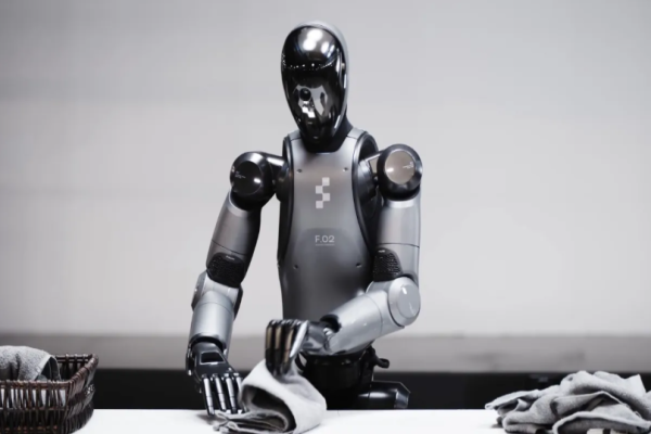 Các robot hình người trong tương lai có thể có “mắt gần vùng hạ bộ” để quan sát mặt đất, chuyên gia dự đoán